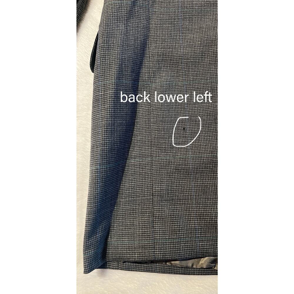 Flaws Vtg Burberry's 40L Gray Puppytooth Subtle Blue Plaid Blazer - Picture 14 of 16